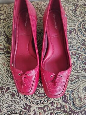 Rockport Women's Bright Red Leather Slip-On Loafers 7M